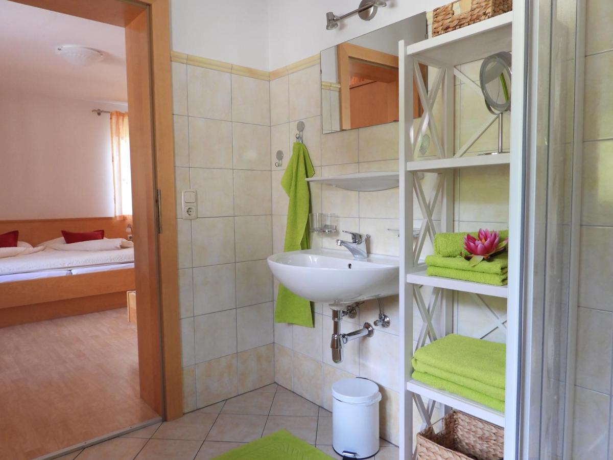 Apartamento Bio-Bauernhof Einberghof Pfarrwerfen Exterior foto