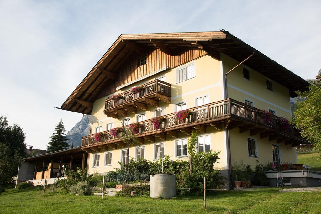 Apartamento Bio-Bauernhof Einberghof Pfarrwerfen Exterior foto
