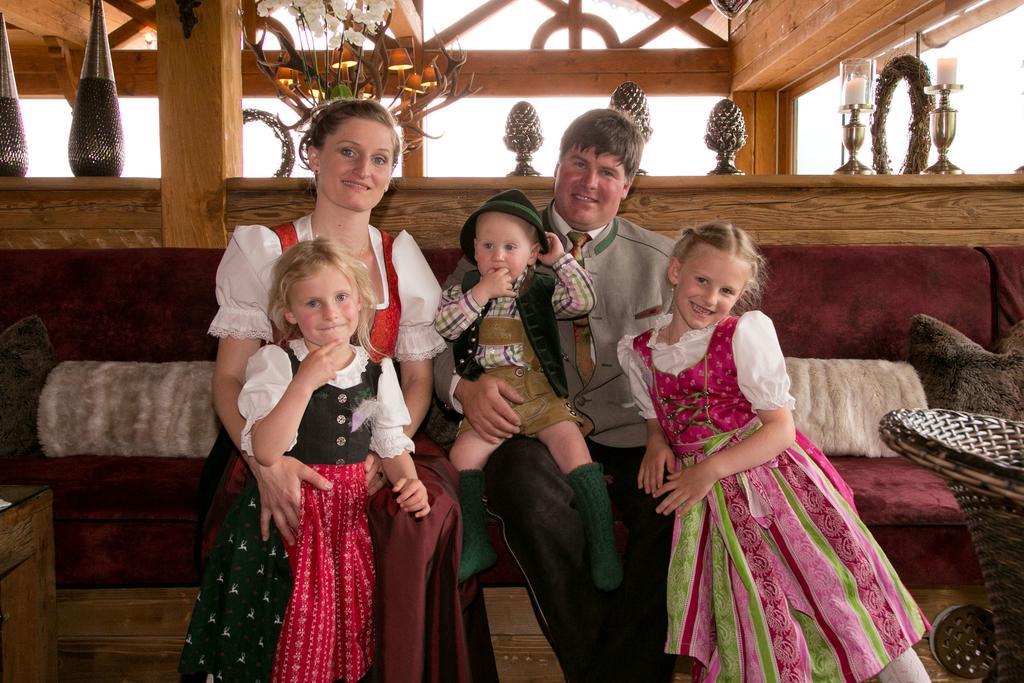 Apartamento Bio-Bauernhof Einberghof Pfarrwerfen Habitación foto